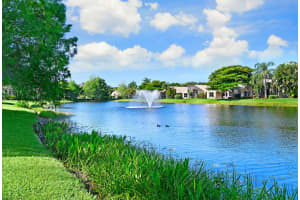 10099 Diamond Lake Dr, Boynton Beach, FL 33437, Sold 06/30/22