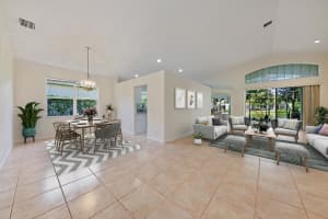 10099 Diamond Lake Dr, Boynton Beach, FL 33437, Sold 06/30/22