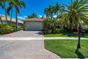 9761 Baywood Park Ln, Delray Beach, FL 33446, Sold 05/28/22