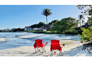 104 Half Moon Cir APT B3, Hypoluxo, FL 33462, Sold 08/02/22