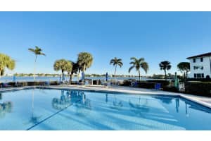 104 Half Moon Cir APT B3, Hypoluxo, FL 33462, Sold 08/02/22
