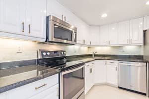 1200 S Flagler Dr APT 505, West Palm Beach, FL 33401, Sold 06/30/22
