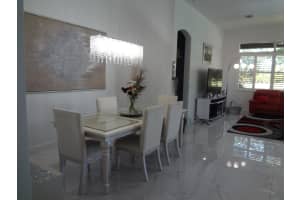 306 NW Whitby Ct, Port St. Lucie, FL 34983, Sold 07/28/22