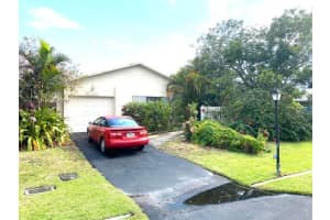 5727 Mirror Lakes Blvd, Boynton Beach, FL 33472, Sold 06/20/22