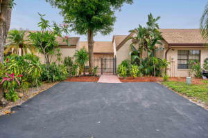 5203 Nutmeg Dr, Palm Beach Gardens, FL 33418, Sold 06/30/22