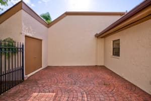 5203 Nutmeg Dr, Palm Beach Gardens, FL 33418, Sold 06/30/22