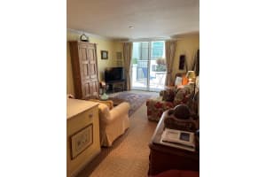 600 S Dixie Hwy, West Palm Beach, FL 33401, Sold 12/21/22