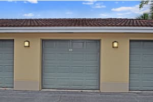 6556 Emerald Dunes Dr APT 207, West Palm Beach, FL 33411, Sold 08/19/22