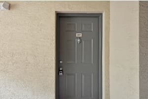 6556 Emerald Dunes Dr APT 207, West Palm Beach, FL 33411, Sold 08/19/22