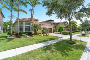 8255 Lost Creek Ln, Delray Beach, FL 33446, Sold 09/20/22