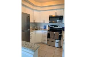 5203 NE 24th Terrace APT B112, Fort Lauderdale, FL 33308, Sold 06/30/22