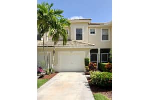 9861 Lago Dr, Boynton Beach, FL 33472, Sold 07/15/22