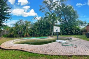 4933 SW 95th Ave, Cooper City, FL 33328, Sold 08/16/22