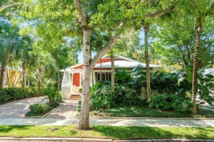726 New York St, West Palm Beach, FL 33401, Sold 06/29/22
