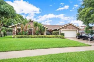 17340 Lake Park Rd, Boca Raton, FL 33487, Sold 08/15/22