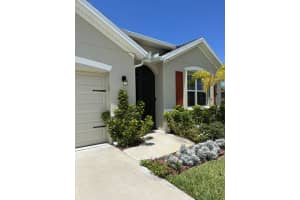 3270 Roxbury Pl SW, Vero Beach, FL 32968, Sold 07/01/22
