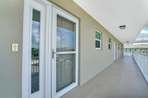 44 Yacht Club Dr APT 411, North Palm Beach, FL 33408, Sold 06/27/22