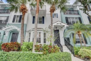 312 W Mallory Cir, Delray Beach, FL 33483, Sold 08/11/22