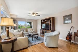 25 Bedford Ct APT C, Royal Palm Beach, FL 33411, Sold 07/01/22