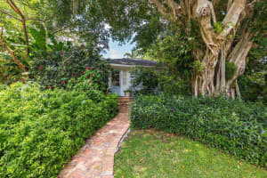 623 Upland Rd, West Palm Beach, FL 33401, Sold 08/16/22