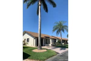 6070 Baywood Ln, Greenacres, FL 33463, Sold 07/01/22