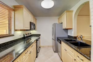 912 SW 9th St Cir APT 106, Boca Raton, FL 33486, Sold 07/18/22