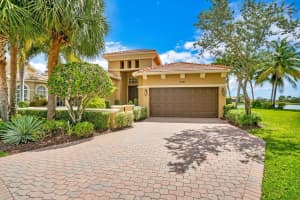 9061 Via Elegante, Wellington, FL 33411, Sold 09/27/22