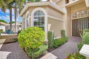 9061 Via Elegante, Wellington, FL 33411, Sold 09/27/22