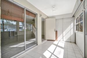 5883 La Pinata Blvd d 1, Greenacres, FL 33463, Sold 08/23/22