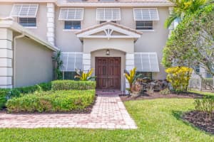 9262 Plantation Estates Dr, Royal Palm Beach, FL 33411, Sold 07/22/22
