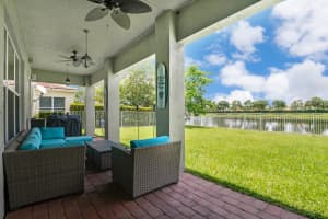 9262 Plantation Estates Dr, Royal Palm Beach, FL 33411, Sold 07/22/22