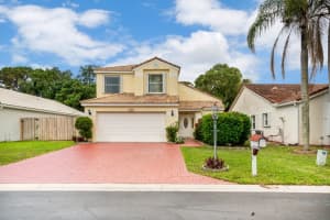 206 Wedgewood Cir, Greenacres, FL 33463, Sold 06/30/22