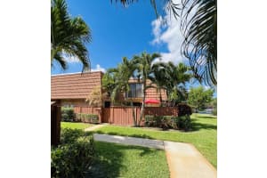 2862 SW 12th St, Deerfield Beach, FL 33442, Sold 06/30/22