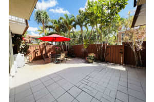 2862 SW 12th St, Deerfield Beach, FL 33442, Sold 06/30/22