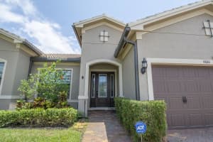 4880 SW Sensation Street, Palm City, FL 34990 Sold 01/05/23
