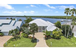 4000 NE Joes Point Road, Stuart, FL 34996 Sold 10/13/22