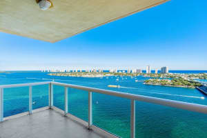 2640 Lake Shore Dr UNIT 2014, Riviera Beach, FL 33404, Sold 06/30/22