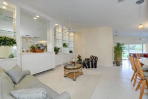 9102 SE Retreat Dr, Hobe Sound, FL 33455, Sold 06/15/22