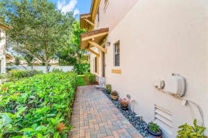 4751 Grand Cypress Cir N #4751, Coconut Creek, FL 33073, Sold 06/22/22
