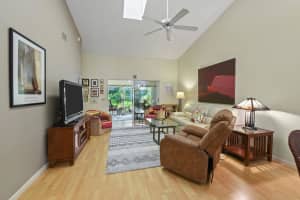 8086 SE Bristlecone Pl, Hobe Sound, FL 33455, Sold 08/15/22