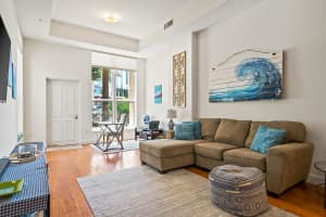 550 Okeechobee Blvd APT 114, West Palm Beach, FL 33401, Sold 07/28/22