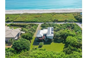116 N Beach Rd, Hobe Sound, FL 33455, Sold 06/30/22