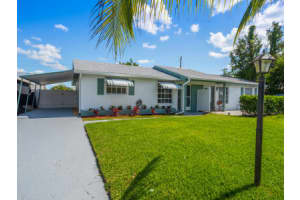 1019 Stillwater Dr, Jupiter, FL 33458, Sold 07/15/22