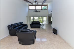 6101 Old Court Rd APT 240, Boca Raton, FL 33433, Sold 07/06/22