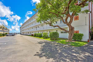 4500 N Flagler Dr, West Palm Beach, FL 33407, Sold 10/01/22