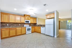 2128 SE Wild Meadow Cir, Port St. Lucie, FL 34952, Sold 08/08/22