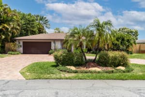 719 SE 27th Way, Boynton Beach, FL 33435, Sold 11/15/22