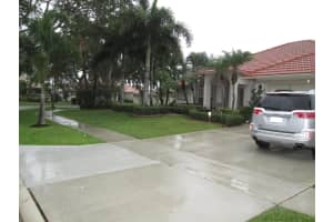 151 Silver Bell Cresent, Royal Palm Beach, FL 33411, Sold 07/18/22