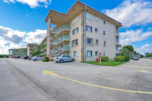 300 Village Green Cir S APT 112, Palm Springs, FL 33461, Sold 06/29/22