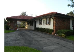 9075 Thunderbird Dr, Coral Springs, FL 33065, Sold 06/28/22